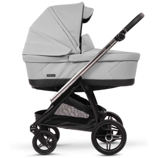 TRIO FLOWY MIX SPECIALS...